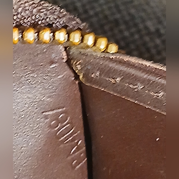 AUTHENTIC LOUIS VUITTON RED WINE COLORED WALLET lllq - Picture 16 of 16